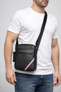 TOMMY HILFIGER  Bag TB244