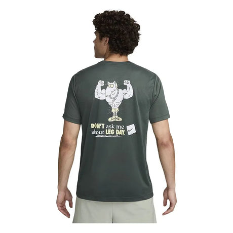 NIKE FITNESS SS T.SHIRT | FZ8044-338