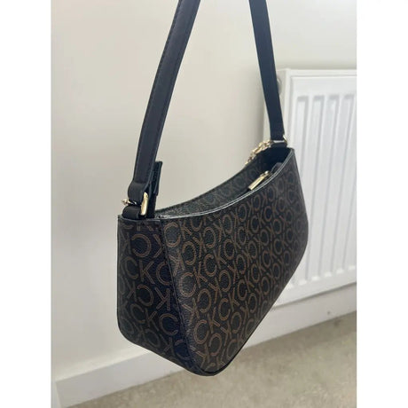 Calvin Klein Women's Leather Bag CB77 - Runner