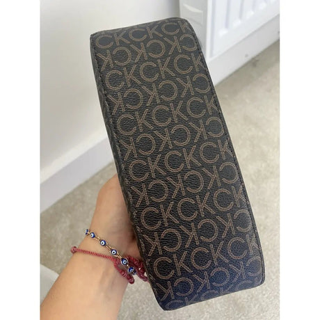 Calvin Klein Women's Leather Bag CB77 - Runner