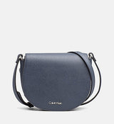 Calvin Klein Women's SADDLE BAG CB88 - Runner