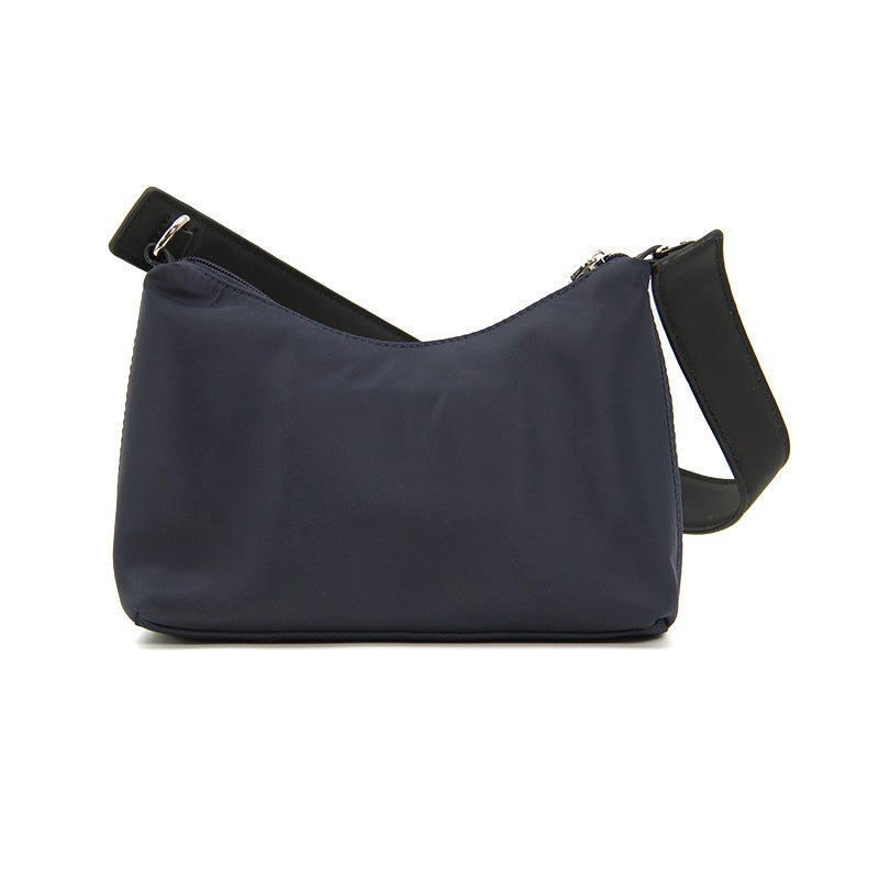 CALVIN TH GRACE MED CROSSOVER KLEIN CB70 - Runner