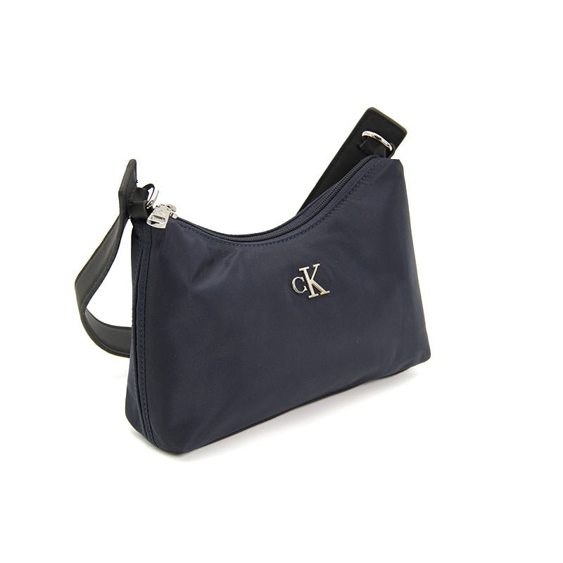 CALVIN TH GRACE MED CROSSOVER KLEIN CB70 - Runner