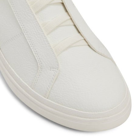 Carlson - Runner