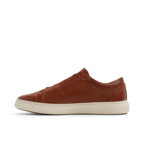 Carlson - Runner