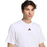 D4T ESSENTIALS T - SHIRT - Runner