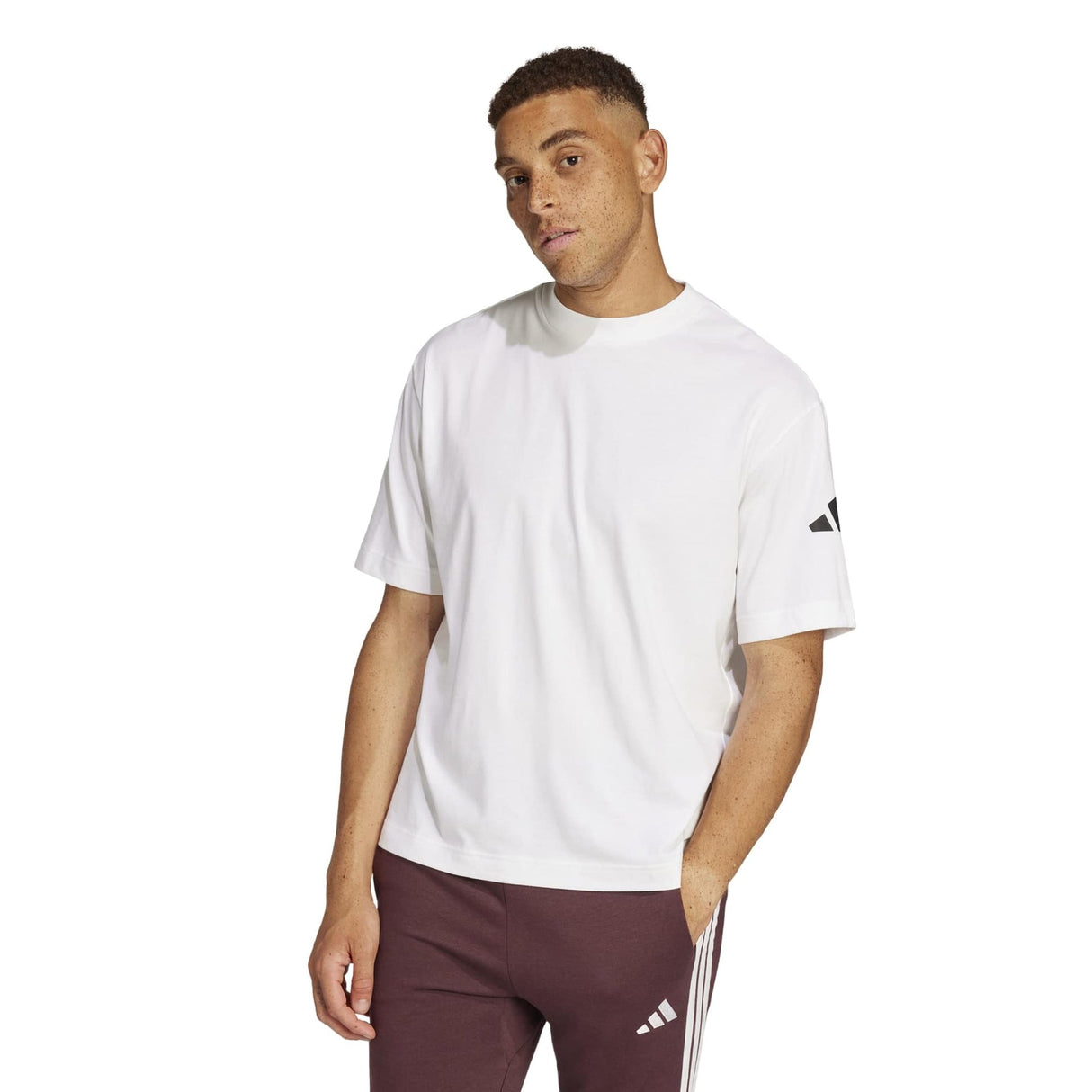Essentials Loose Fit 3 Bar Logo T-Shirt - Runner