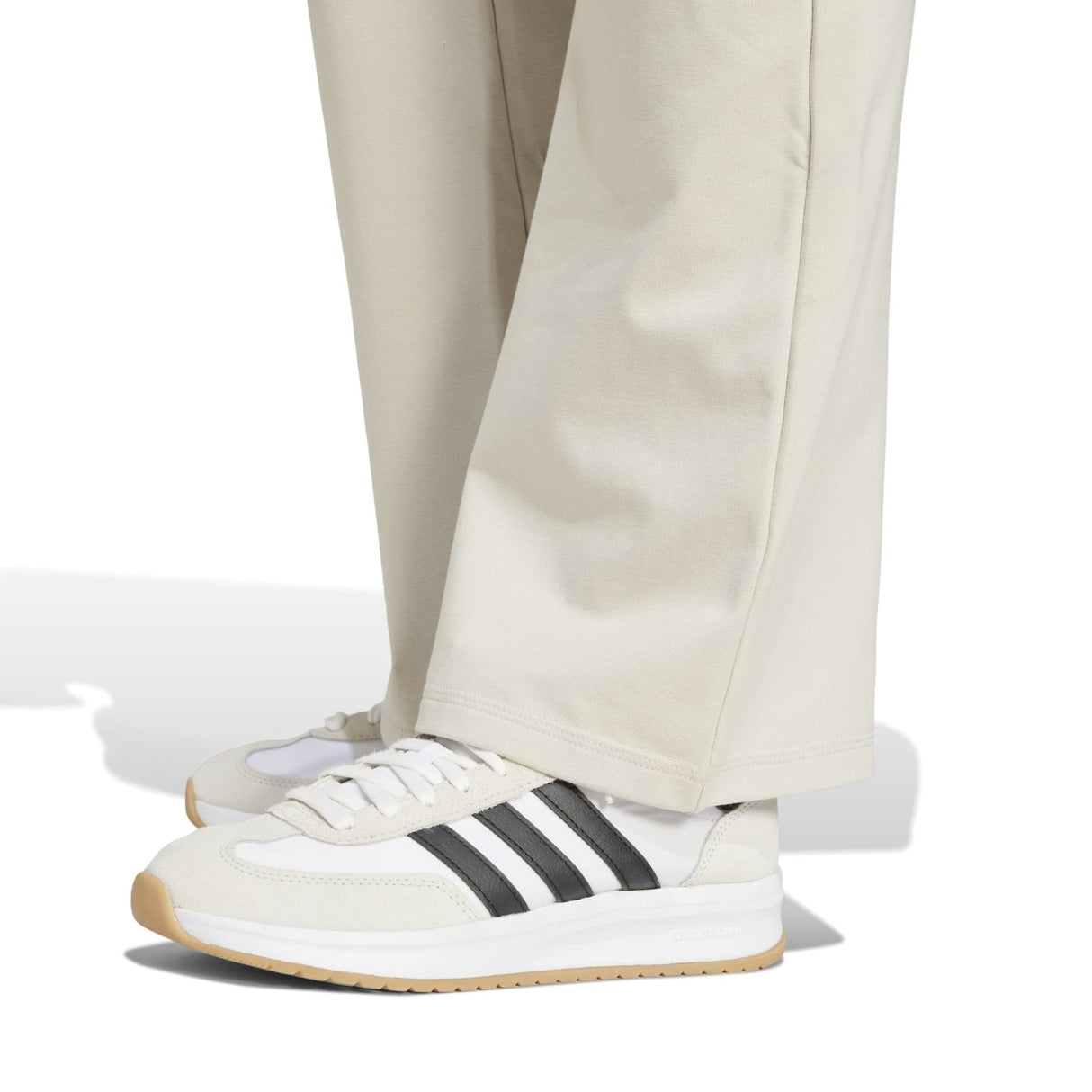Essentials Small Logo Flared Leggings - Runner
