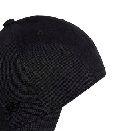 Everyday Icons Cap With Tonal Metal Trefoil - Runner
