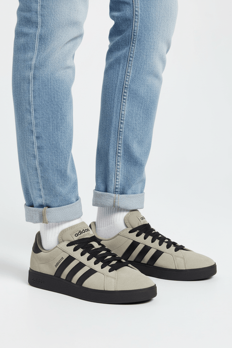 Grand Court Base 00s Shoes - Runner