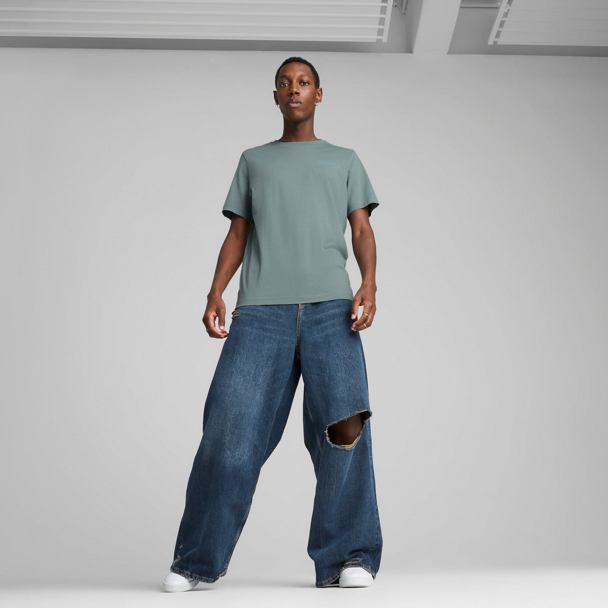 GRAPHICS 3 Circles T - Runner