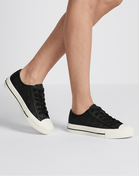 GUESS Carey Women Shoes - Runner