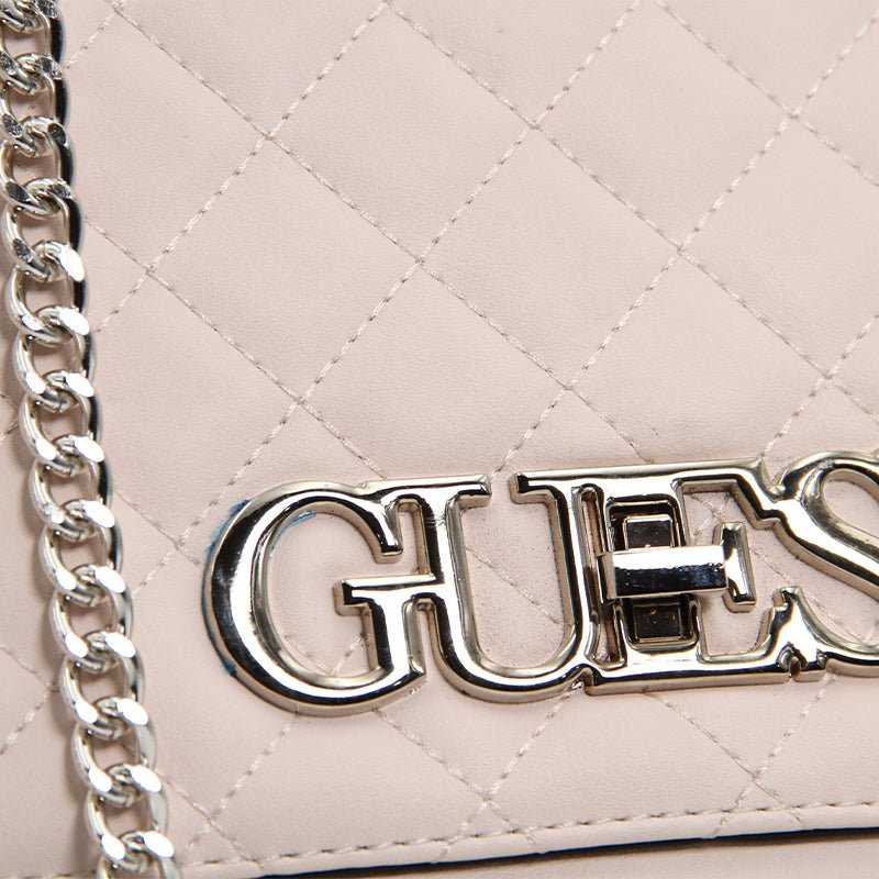 GUESS Eliana - White - GB26 - Runner