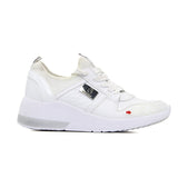 GUESS WOMEN SHOES Size 39 ROW152 - Runner