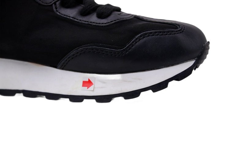 GUESS WOMEN SHOES Size 40 ROW30 - Runner