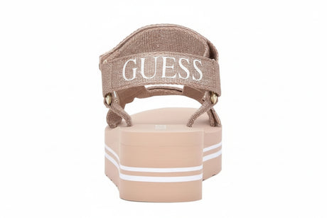 GUESS women's Avin Wedge Sandal SLW15 - Runner