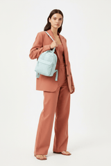 LEVI'S WOMEN'S L-PACK ROUND MINI OV - Runner