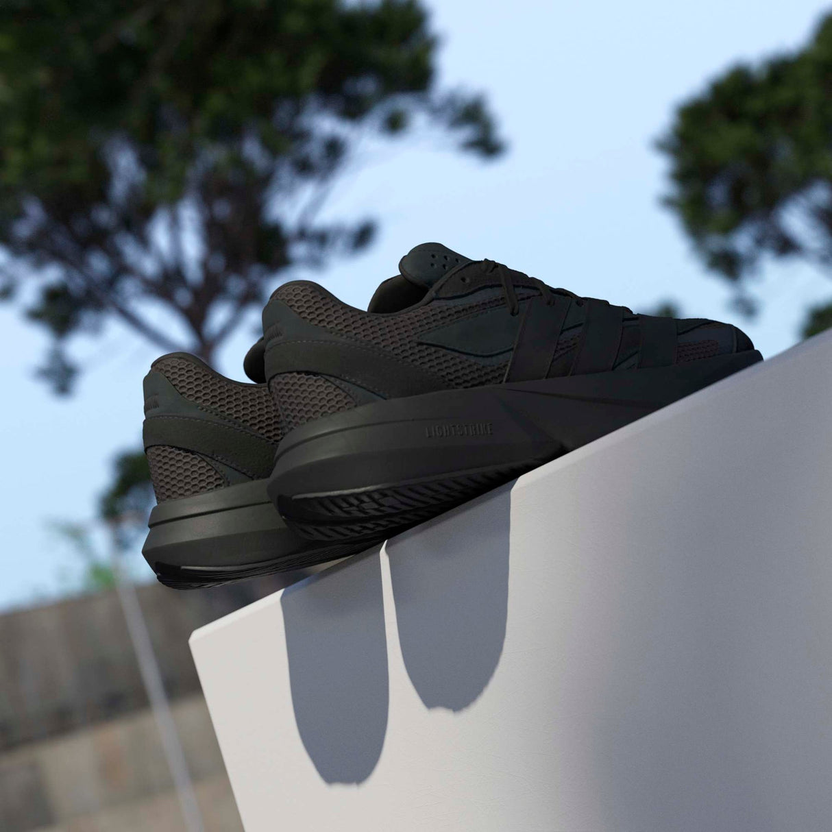 Lightblaze Shoes - Runner