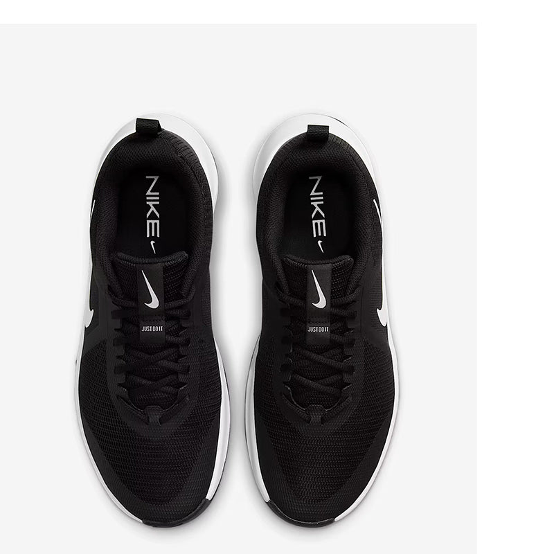 M NIKE MC TRAINER 3 - Runner