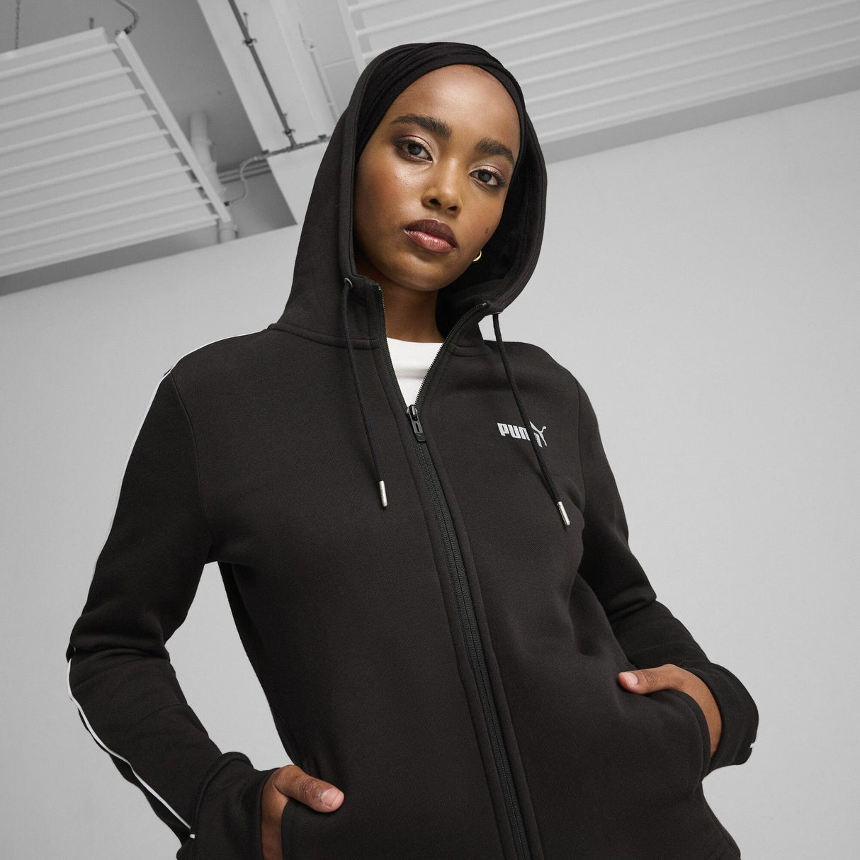 Metallic Women's Tracksuit Set - Runner