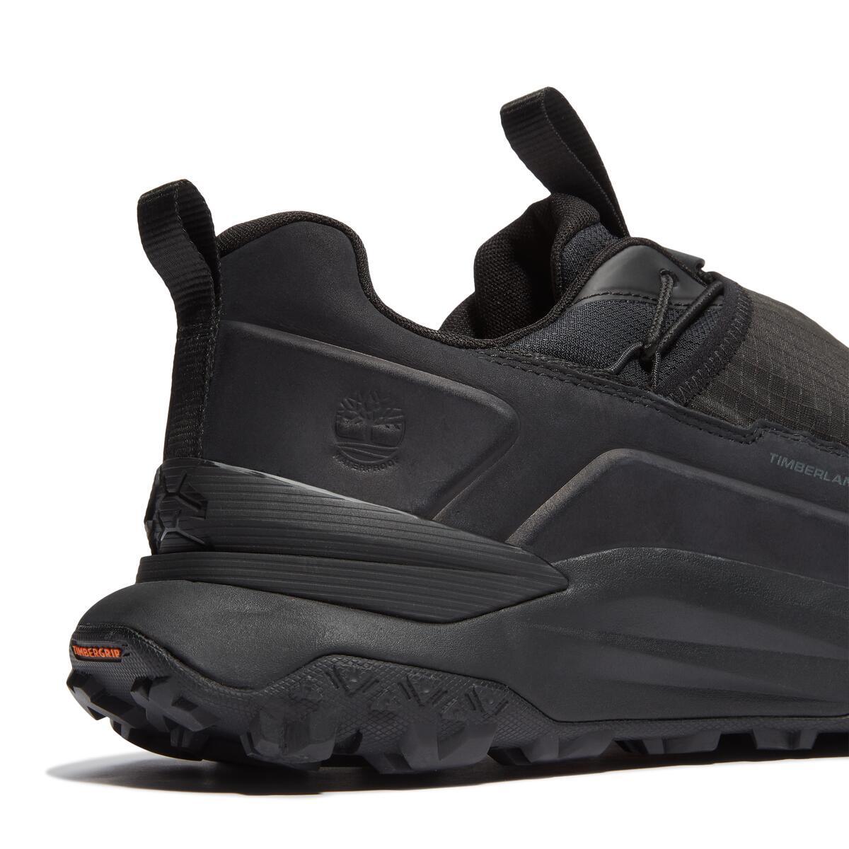 Motion Access Low Lace Up Waterproof Sneaker - Runner