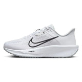 NIKE QUEST 6 - Runner