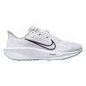 NIKE QUEST 6 - Runner