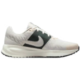 Nike Run Defy - Runner