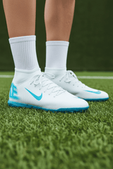 NIKE SUPERFLY 10 CLUB TF - Runner