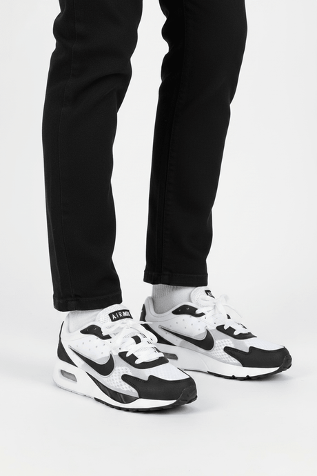 NIKE W Air Max Solo Sneakers NIW5 - Runner