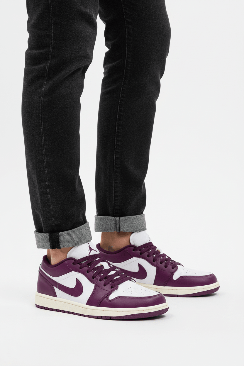 NIKE WMNS AIR JORDAN 1 LOW - Runner