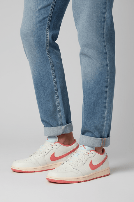 NIKE WMNSAIRJORDAN1LOW - Runner