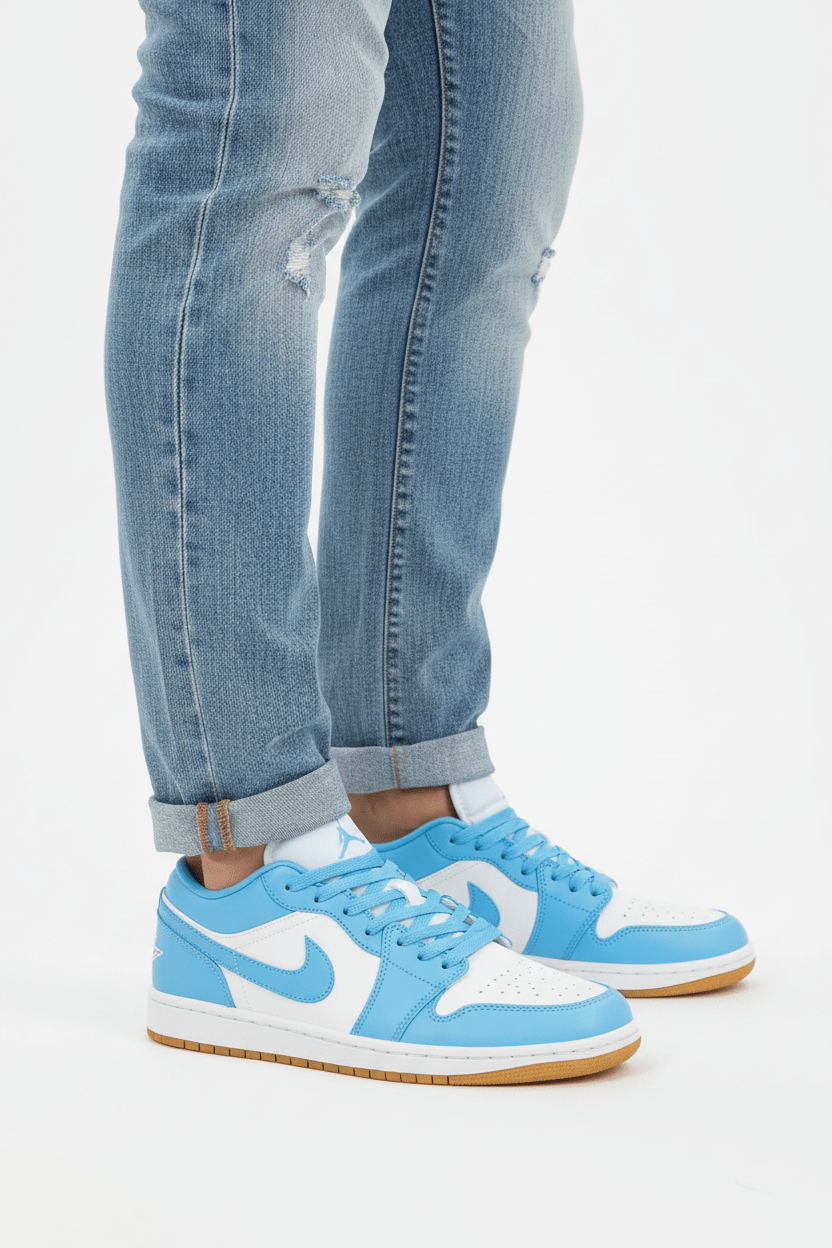 NIKE WMNSAIRJORDAN1LOW - Runner