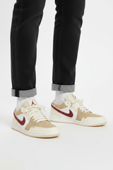 NIKE WMNSAIRJORDAN1LOWCE - Runner