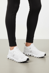 ON CLOUD Cloud 6 Versa - Runner