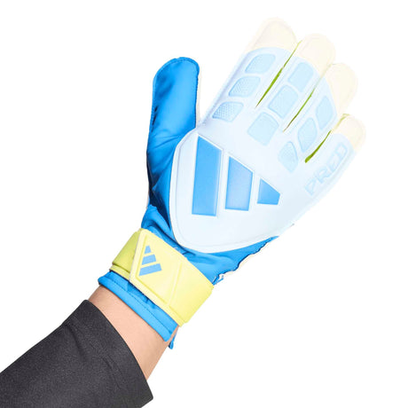 PREDATOR GOALKEEPER GLOVE TRAINING - Runner