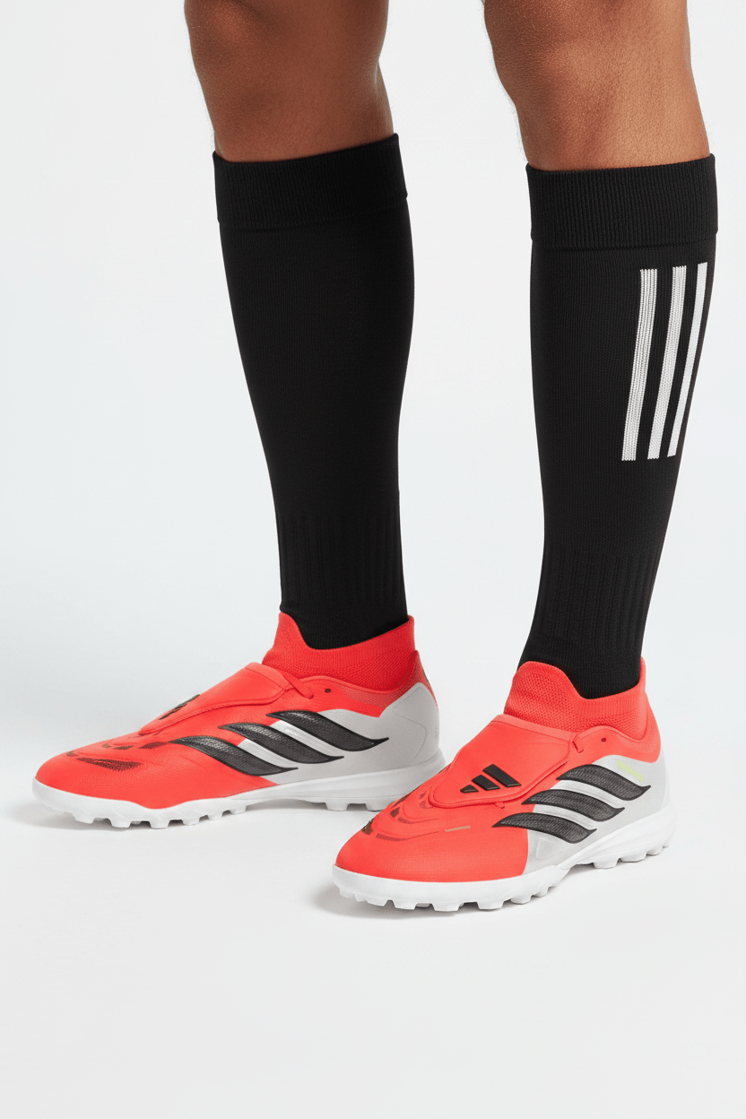 PREDATOR LEAGUE Fold-Over Tongue Turf Football Shoes - Runner