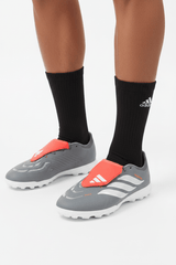PREDATOR LEAGUE Fold-Over Tongue Turf Football Shoes - Runner