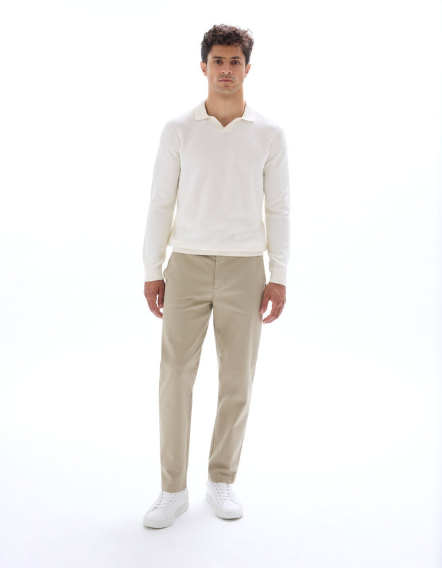 Shark Collar Sweater - Runner