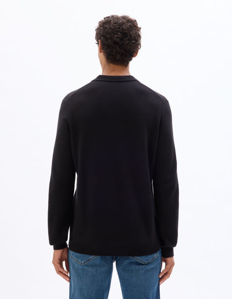 Shark Collar Sweater - Runner
