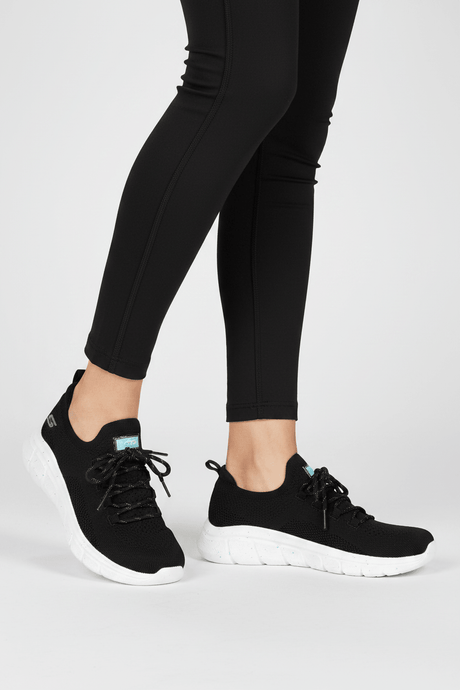 SKECHERS BOBS B FLEX - TIME CLASH - 117301 - BLK SKW14 - Runner