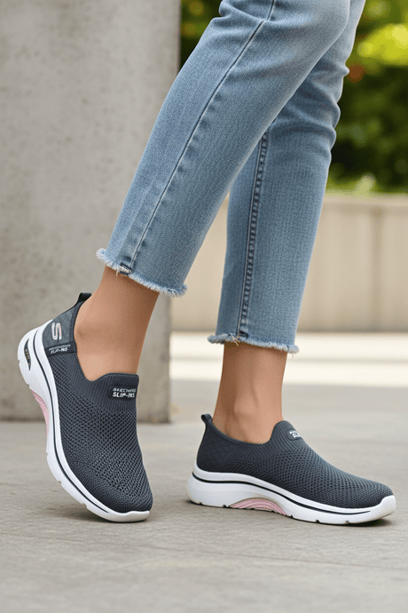 SKECHERS GO RUN ARCH FIT 2.0 125310/CCPK SKW207 - Runner