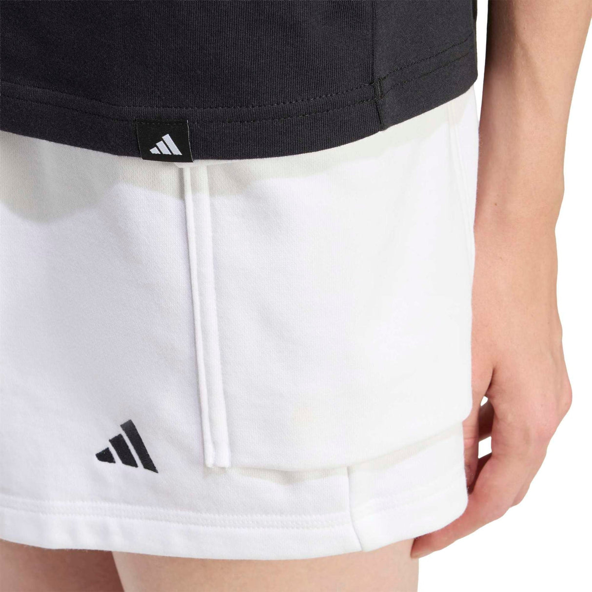 SOFT SPORTS GRAPHIC TSHIRT - Runner