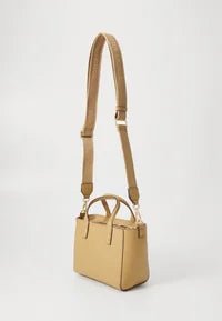 Tommy Hilfiger Bag Tommy Jeans Ess Daily Tote TB172 - Runner
