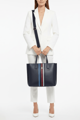 TOMMY HILFIGER ICONIC LOGO SHOULDERBAG -Navy- TB5 - Runner