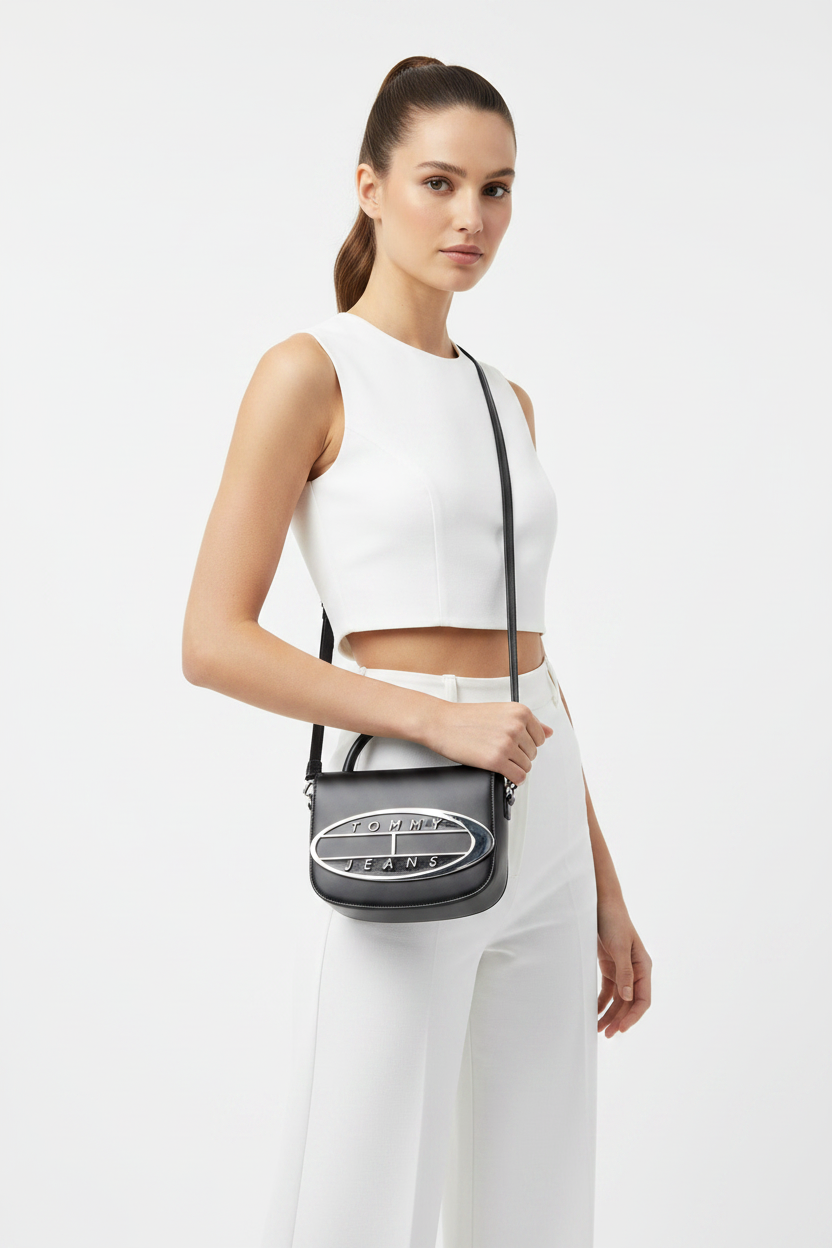 TOMMY HILFIGER Origin Plaque Crossover Bag TB74