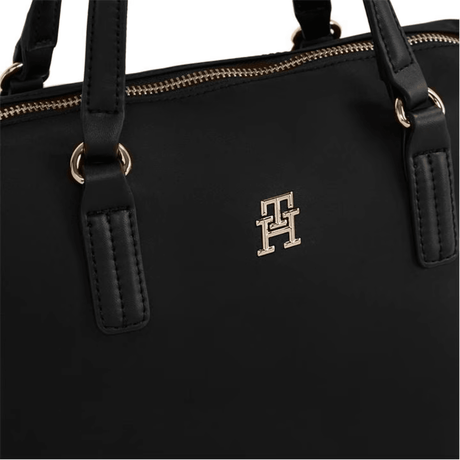 TOMMY HILFIGER Poppy Small Shoulder Bag TB299 - Runner