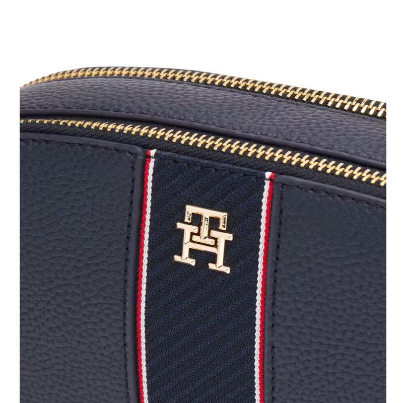 TOMMY HILFIGER Textured Camera Bag TB149 - Runner