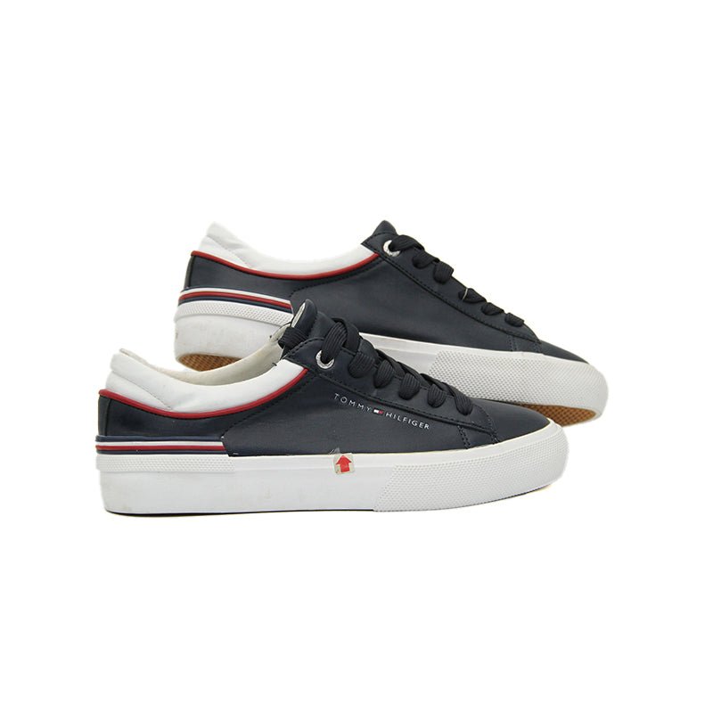 TOMMY WOMEN SHOES Size 36.5 ROW147 - Runner