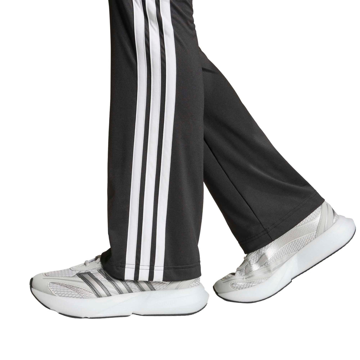 Train Essentials 3 - Stripes Flared Leggings - Runner